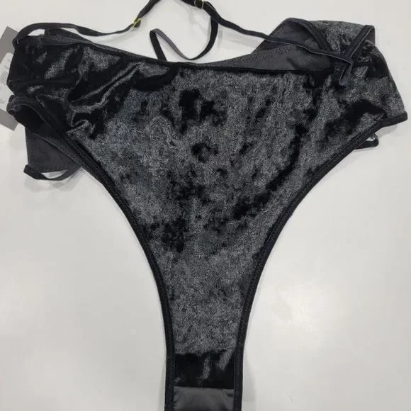 Fredericks of Hollywood Asha Velvet And Lace Lingerie Bra Set  Black - Picture 14 of 15